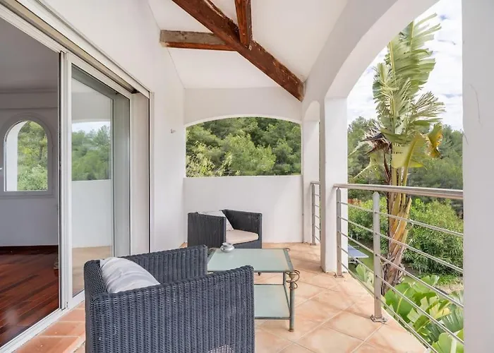 Vue Et Pinede Villa *